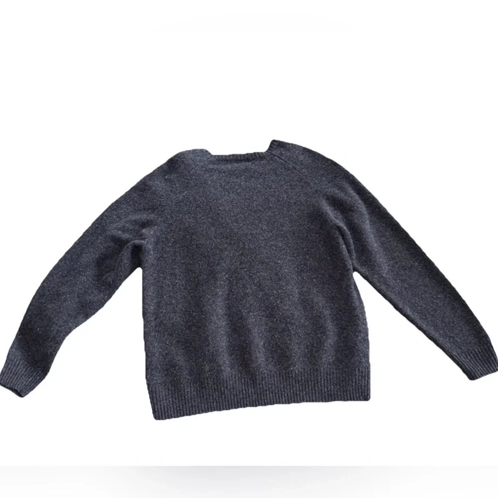 Uniqlo Men’s XL 100% Wool Crewneck Sweater Charcoal Gray Unisex Minimalist Knit